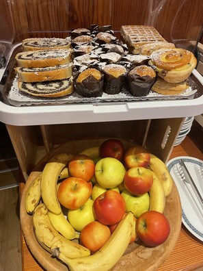Gratis frukostbuffé varje dag