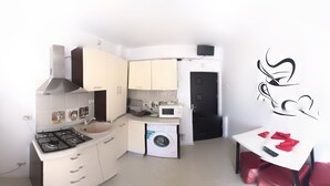 Unclassified image, 4 of 14, button - Breeze & Bliss by the Beach Mirage, Self Check-in (Mamaia-Sat)