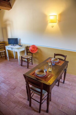 تناول الطعام