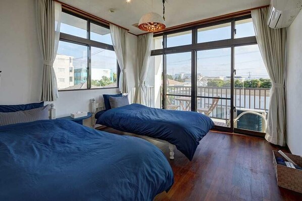 Twin Room | Free WiFi, bed sheets