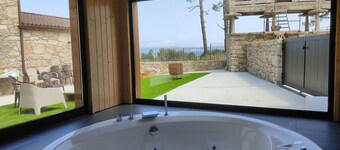 Complete House with the best of a rural environment and just 1km from the beach