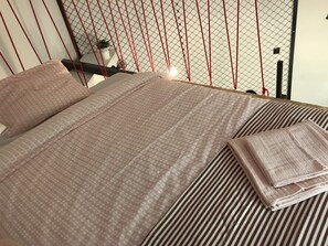 Deluxe Studio (Poznanska 14)
