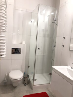 Deluxe Studio (Poznanska 14) | Bathroom