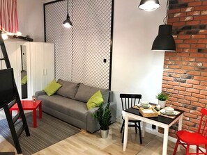 Deluxe Studio (Poznanska 14) | Living area