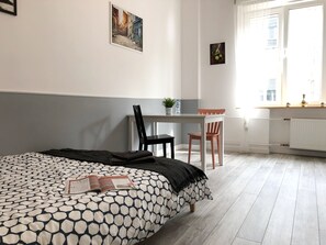 Standard Apartment (Aleje Jerozolimskie 83) - B&A Apartments Central (Warsaw)