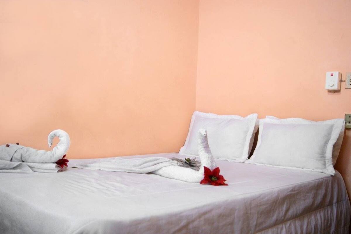 1 chambre, coffres-forts dans les chambres, bureau, Wi-Fi gratuit