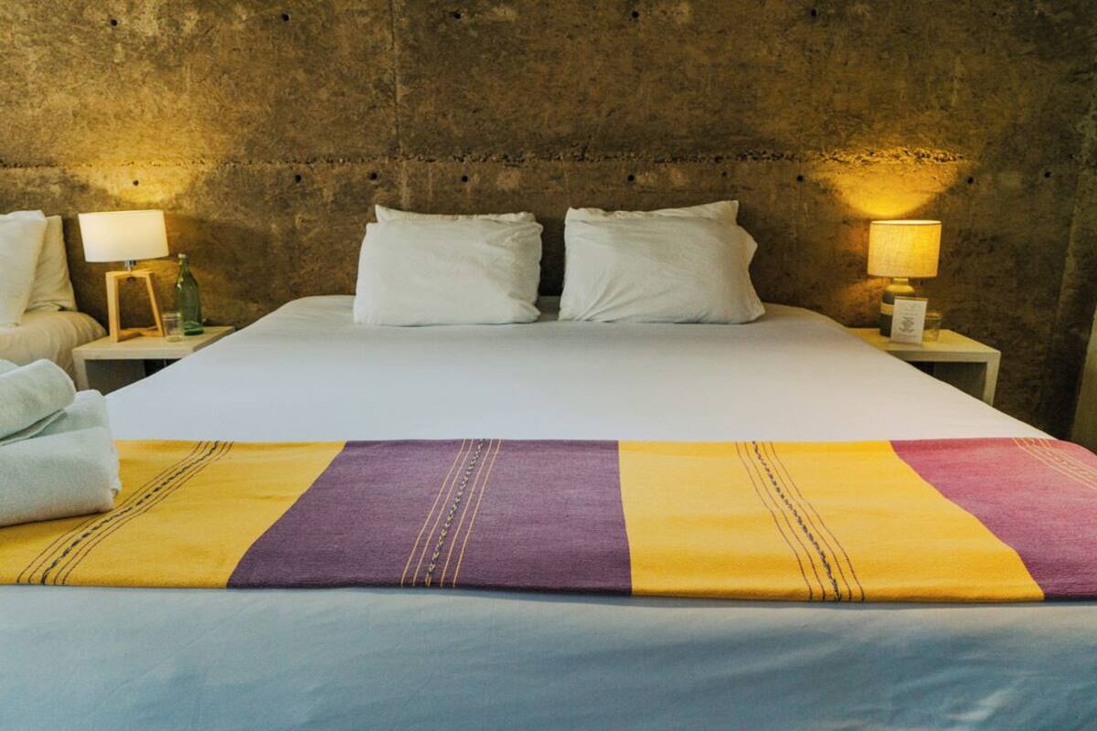 Large Ensuite Room with Rooftop Access