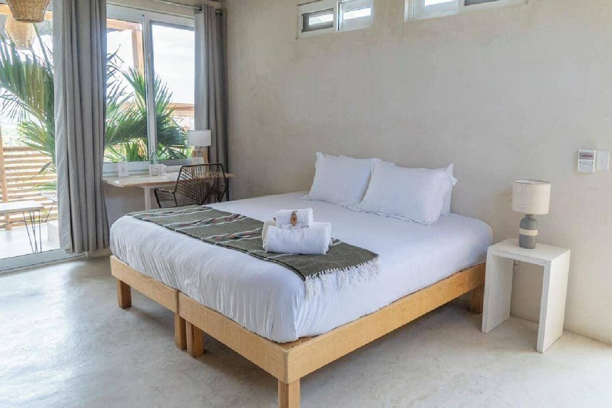 Superior Double Room, Patio | 1 bedroom, individually decorated, individually furnished, desk