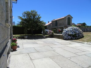 Property grounds - Pensión Casa Angelina (O Grove)