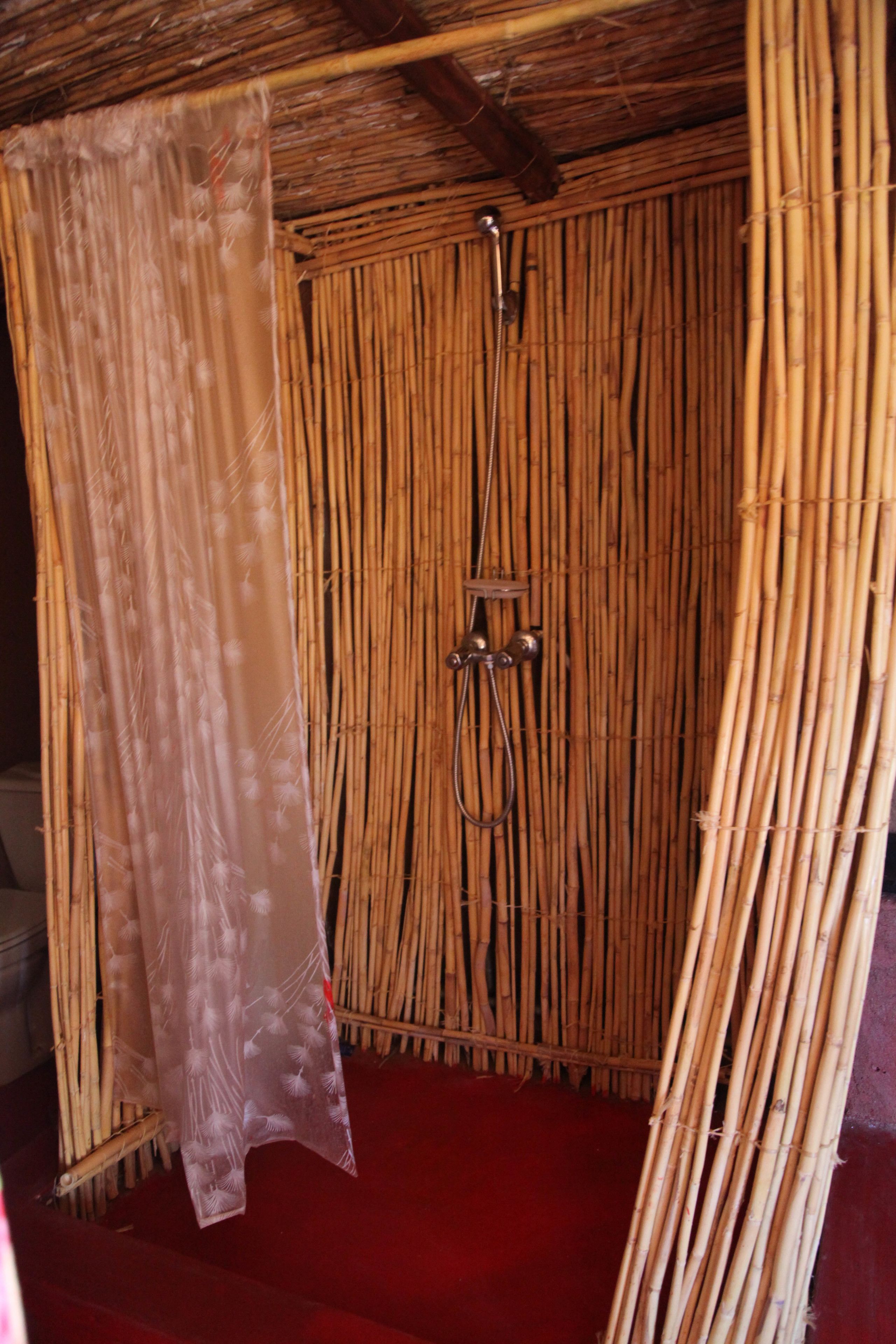 Tenda Comfort, 1 Tempat Tidur Double atau 2 Tempat Tidur Twin | Shower kamar mandi