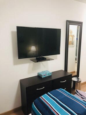 3 bedrooms, iron/ironing board, WiFi, bed sheets - new Apartment in Ocean view close to Miraflores in Magdalena del Mar (Magdalena del Mar)