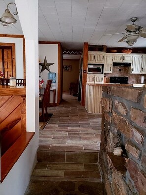 Luokittelematon kuva, 4 kautta 57, painike