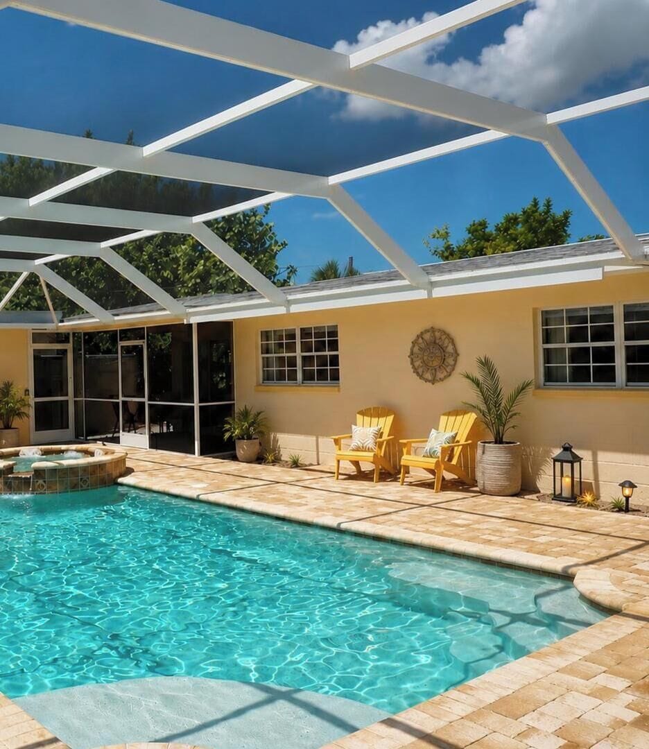 Outdoor pool, a heated pool