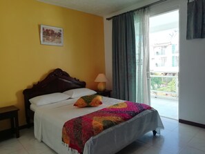 Familienvilla, 3 Schlafzimmer, Poolblick