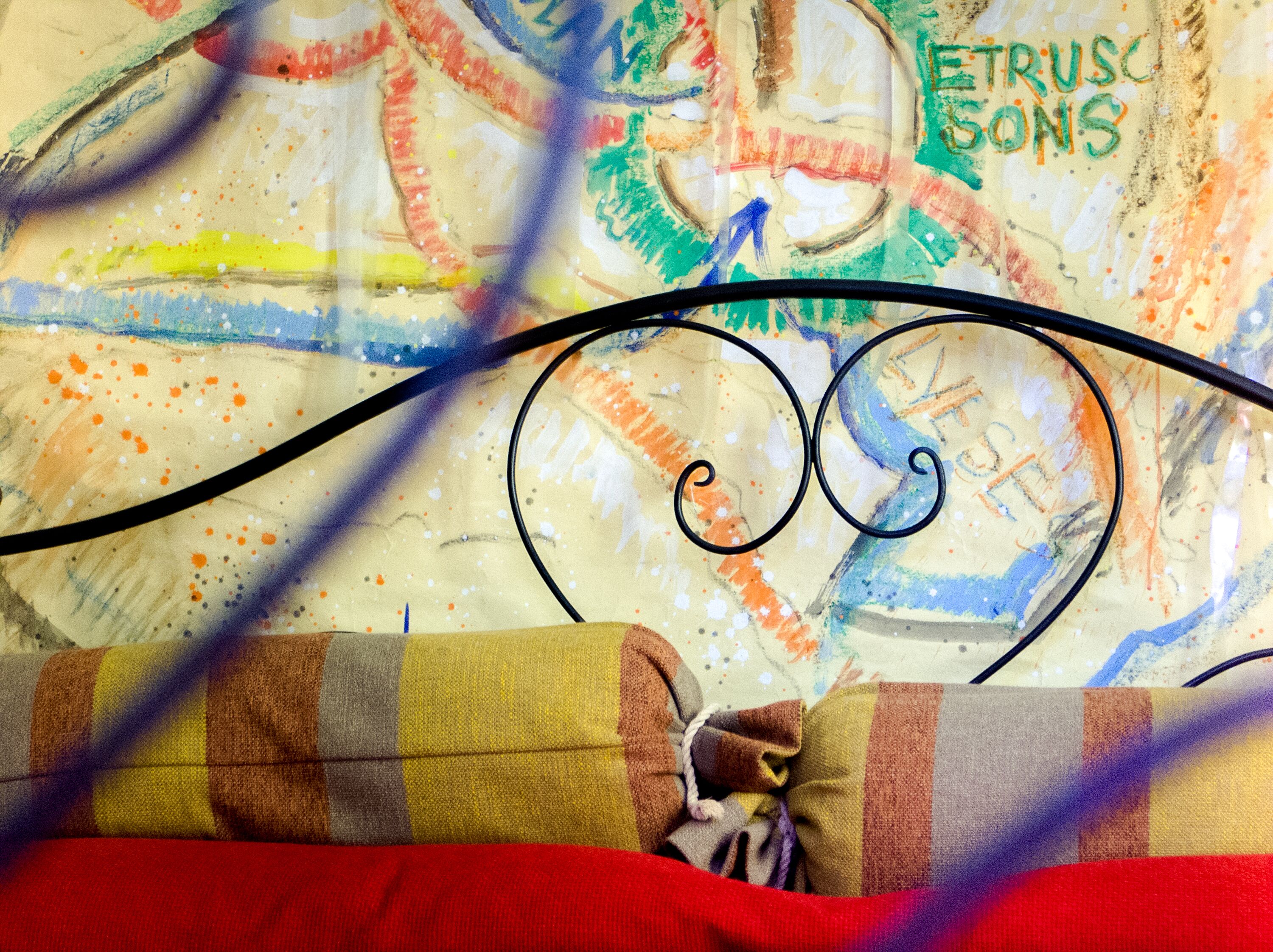 metro to city centre, In Villa Silj parkland, family friendly, swimming pool