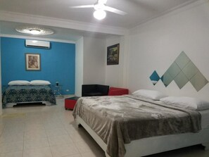 1 bedroom, minibar, desk, iron/ironing board