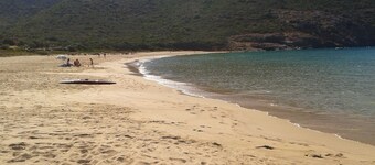 Nytt hus som vender mot calanches de Piana