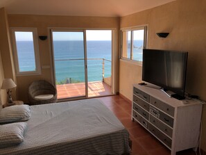 5 Schlafzimmer, Bügeleisen/Bügelbrett, Reisekinderbett, kostenloses WLAN