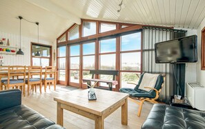 TV, fireplace - Gorgeous home in Løkken with kitchen (Løkken)