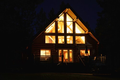 Private Riverfront Log Cabin Retreat on 1.5 Acres, Bordering the National Forest