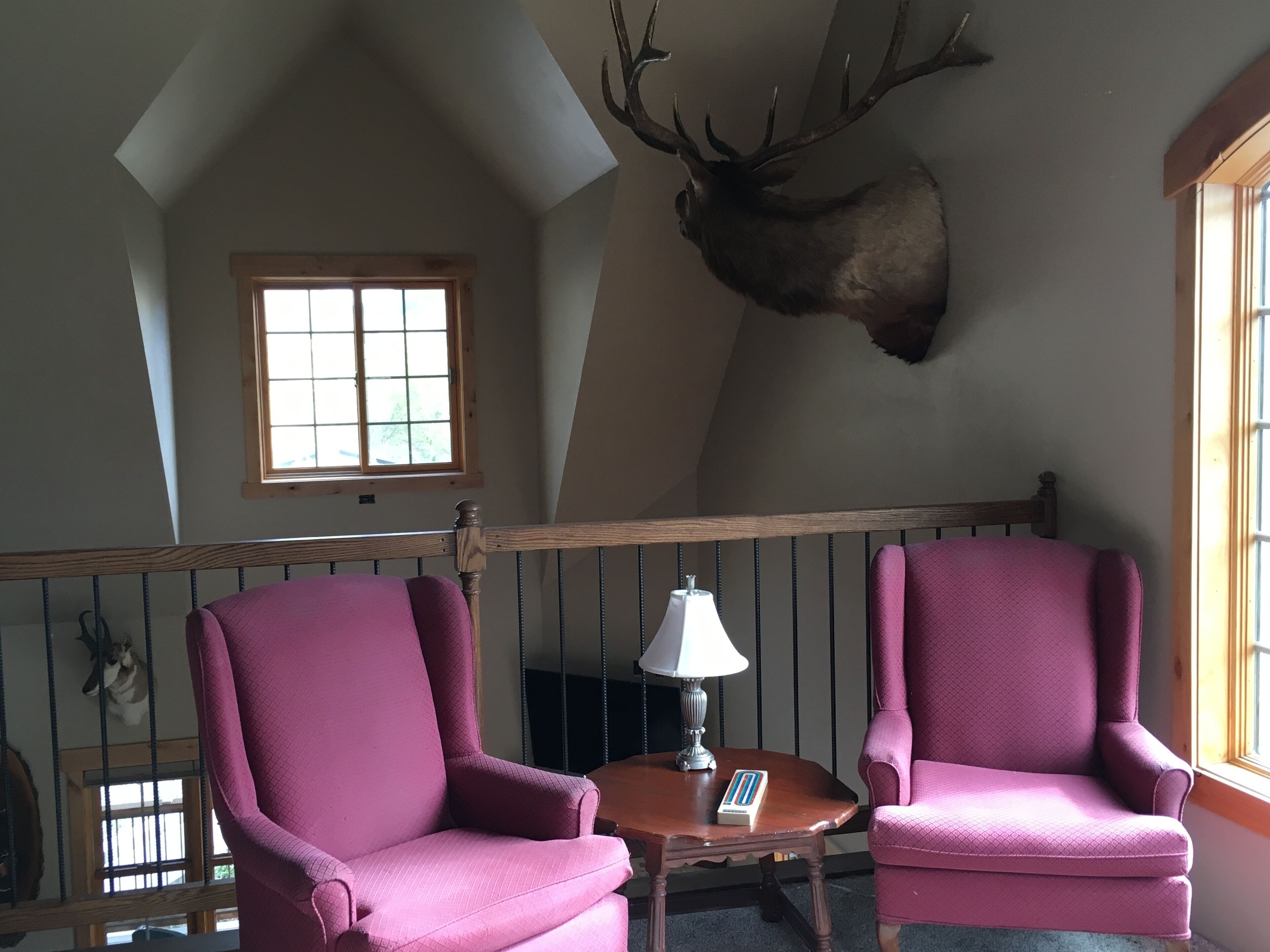 Yellowstone Archview Guesthouse- Stunning Views For Your Ultimate Family Getaway
