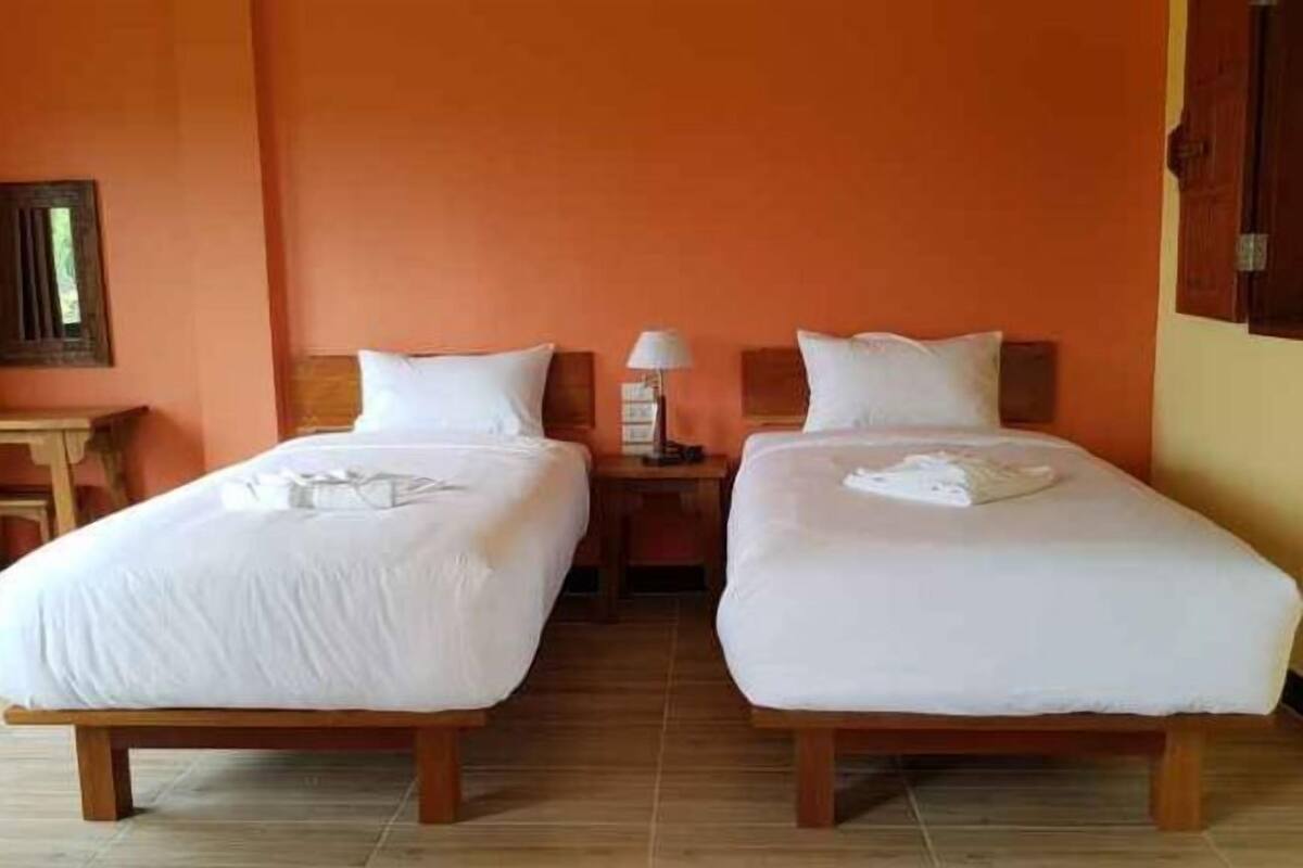 Rideaux occultants, chambres insonorisées, Wi-Fi gratuit, draps fournis