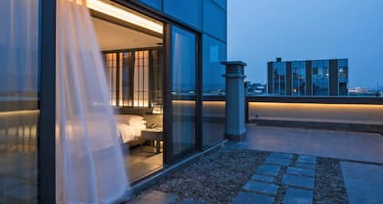 Lucid Xixi Hotel
