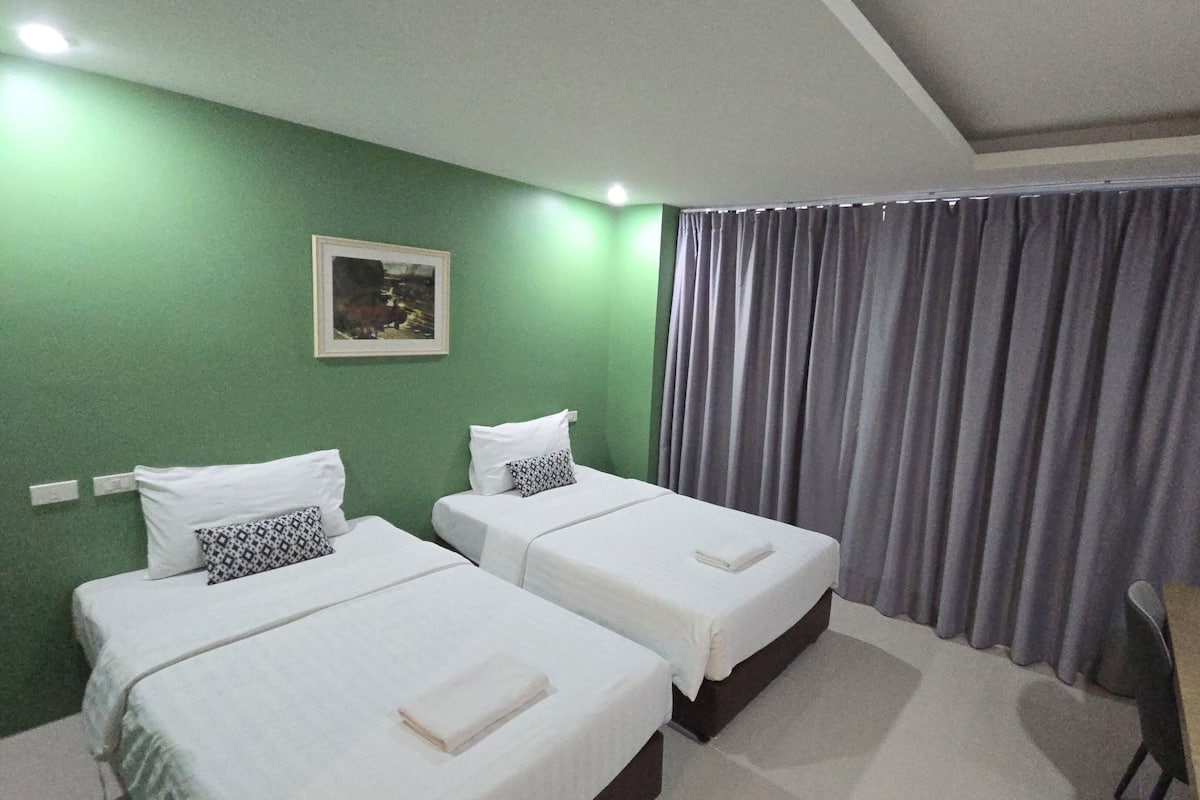 Superior Twin with window - Building 1 | 1 bedroom, blackout curtains, free WiFi, bed sheets