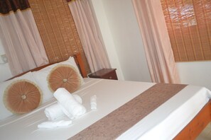 Standard Double Room | Memory foam beds, individually decorated, free WiFi, bed sheets