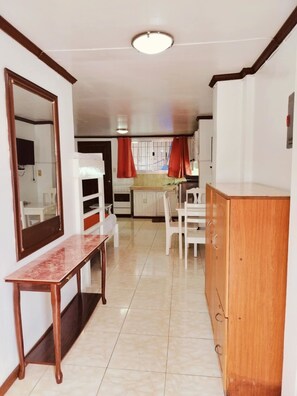 Premium Studio Suite - Villa Prescilla (Dumaguete)