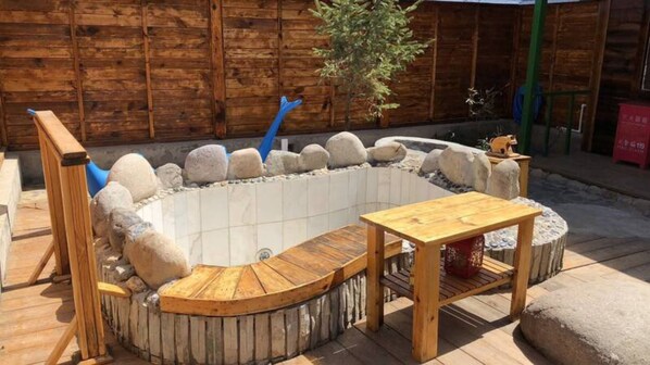 Signature-Chalet, 1 Schlafzimmer, zum Innenhof hin | Zimmerausstattung