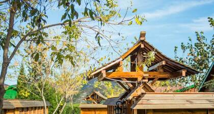 Yun Ju Courtyard Apartment