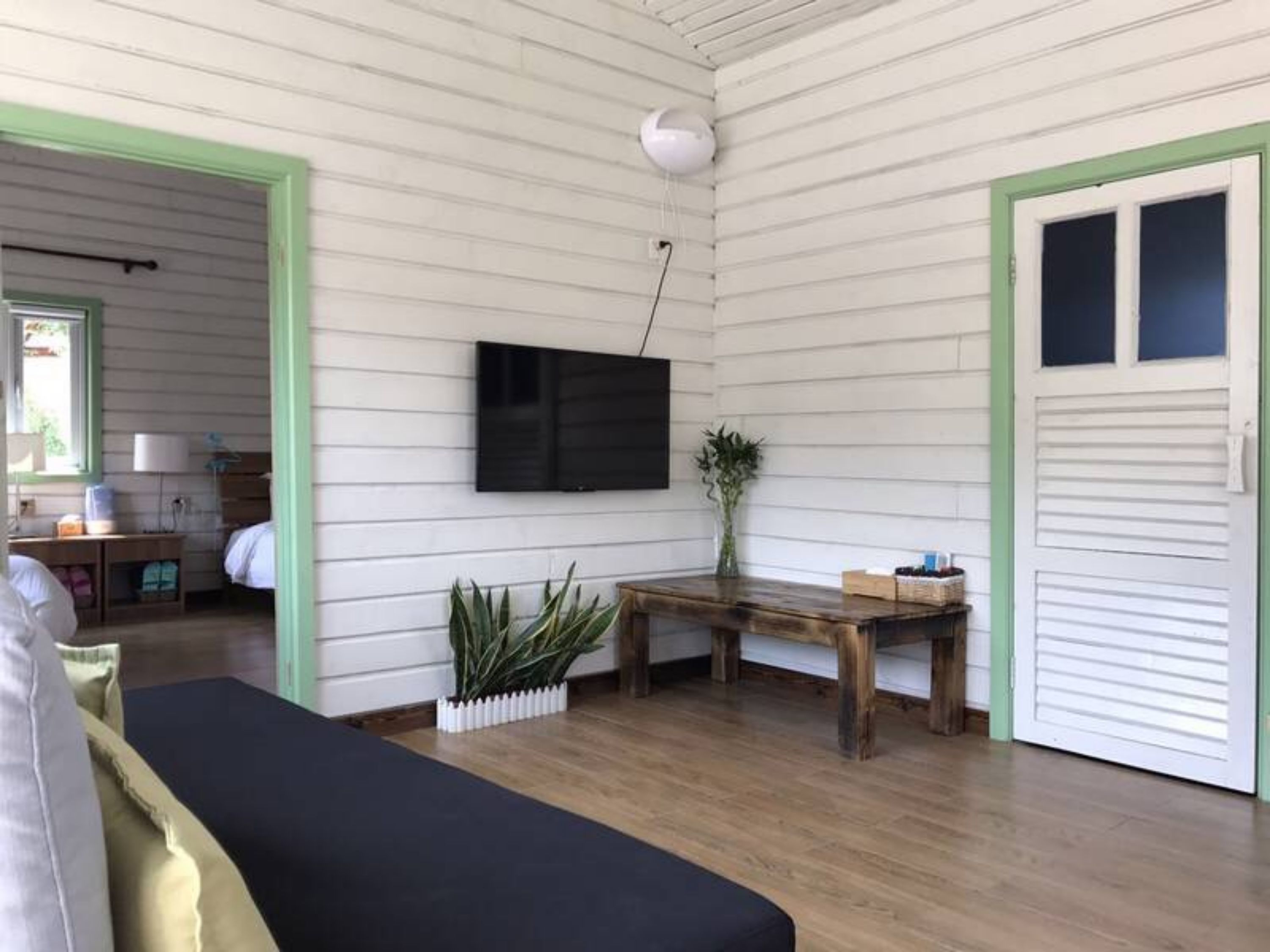 Chalet Prestigio, 1 habitación, en el área del patio | Escritorio, cortinas blackout y insonorización 