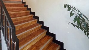 Gambar tidak terklasifikasi, 4 dari 100, tombol