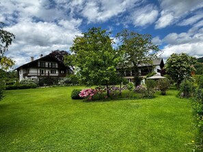 Property grounds - Vacation apartments Alpenglück and Wallberg-Blick - Holiday apartment Alpenglück (Rottach-Egern)