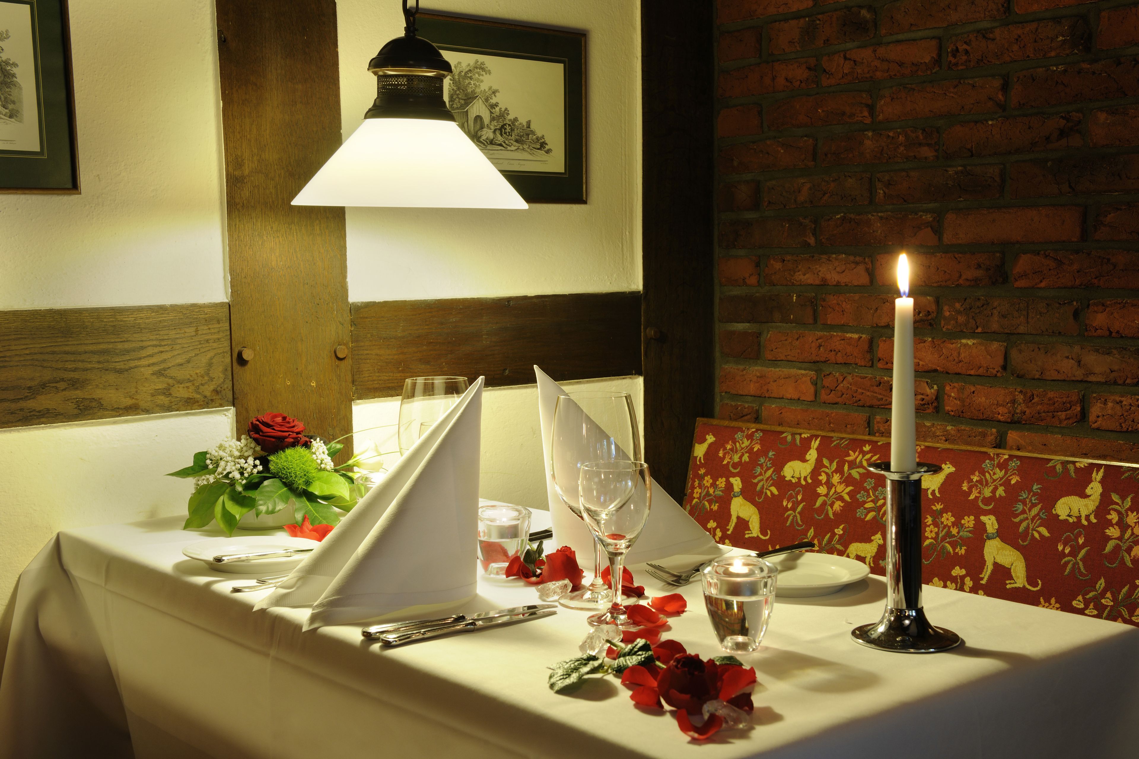 lunch and dinner served, regional cuisine