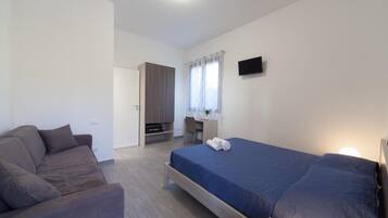 1 kamar tidur, seprai premium, selimut bulu angsa, dan minibar