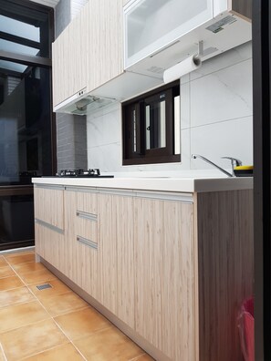 Signature Triple Room | Shared kitchen | Shared fridge - shanyue22 (Jiaoxi)