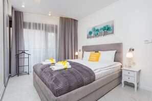Deluxe Apartment, 1 Bedroom, Non Smoking, Balcony (Rakowicka 15a  Street) | Premium bedding, memory foam beds, individually decorated