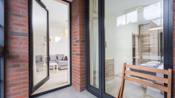 Deluxe Suite, 1 Bedroom, Courtyard Area (Lubicz 17 Street) | Balcony