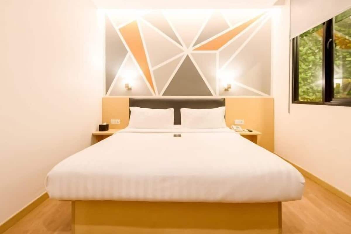 1 bedroom, premium bedding, individually decorated, desk