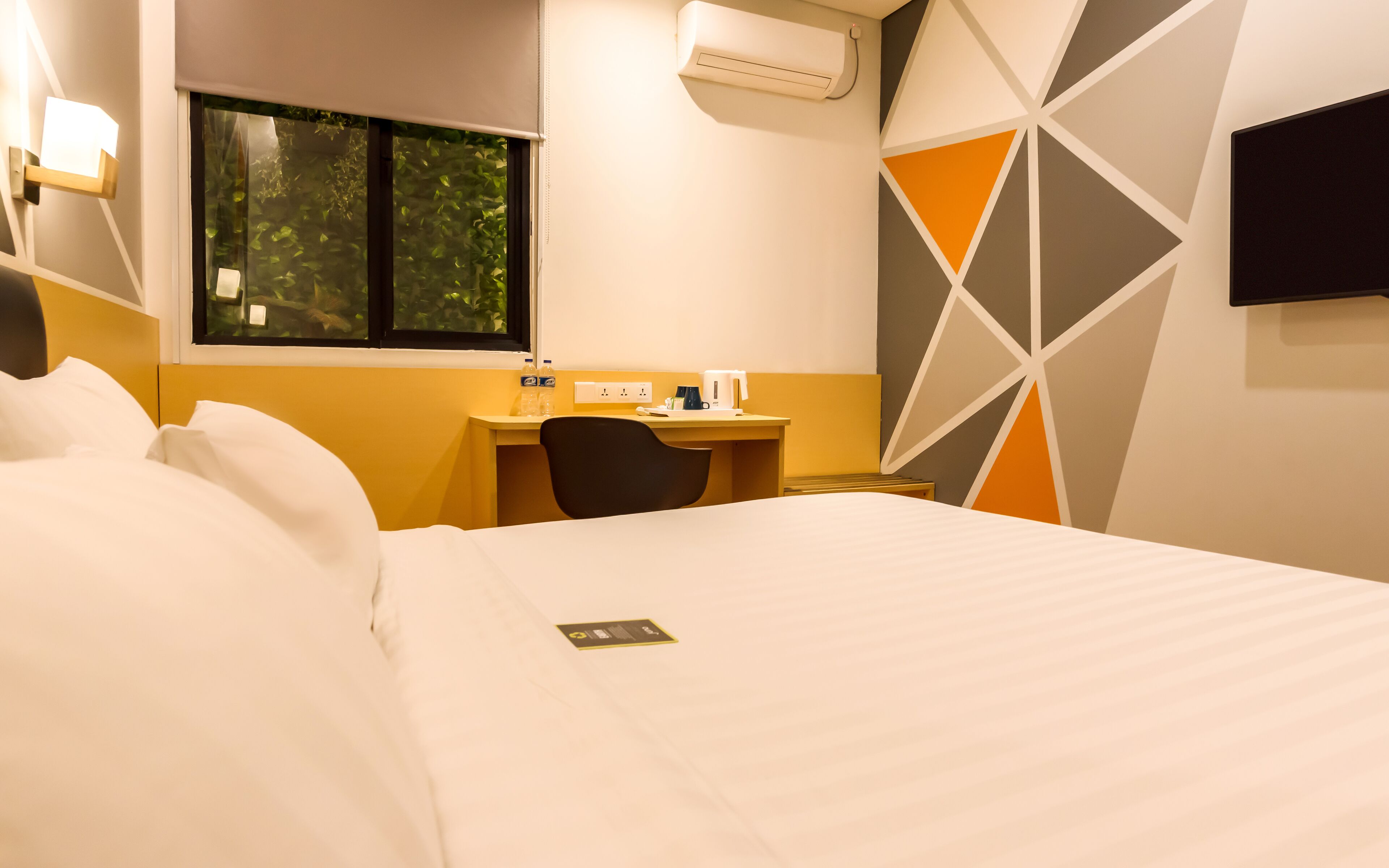 Photo - Juno Jatinegara Jakarta