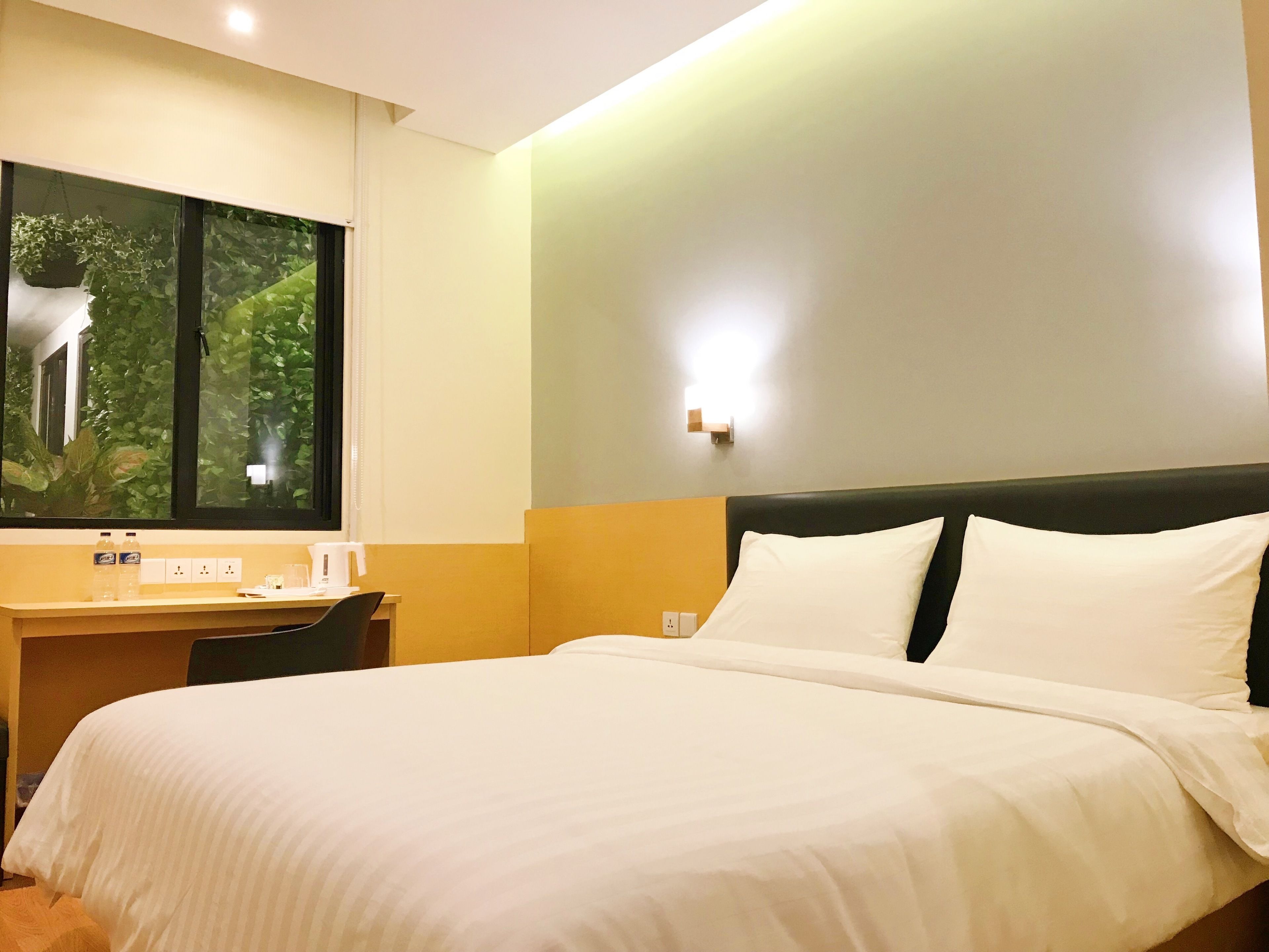 Foto - Juno Jatinegara Jakarta