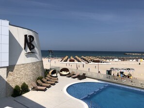 Seasonal outdoor pool - Hotel New Belvedere (Mangalia)