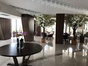 Lobby lounge - Hotel New Belvedere (Mangalia)