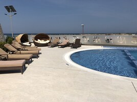 Seasonal outdoor pool