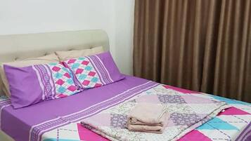 3 bedrooms, iron/ironing board, free WiFi