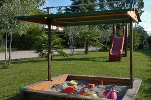 Children's play area - outdoor