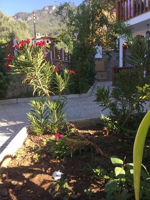 Garden - Ates Otel (Ula)