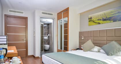 Hakcan Hotel